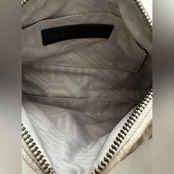 Rebecca Minkoff crossbody bag. - Picture 5 of 10